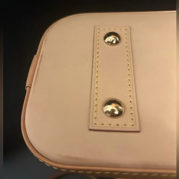 Louis Vuitton Alma BB *Beautiful Condition* w/lock, key & dustbag -like new! - Picture 5 of 16